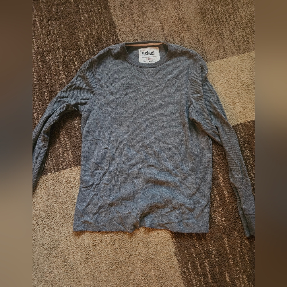 URBAN PIPELINE  Mens size large thermal shirt